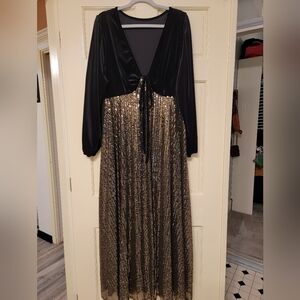 SHEIN Black and Gold Long Sleeve Dress NWOT
